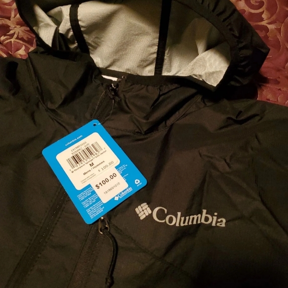 Columbia windbreaker and rain jacket - Picture 4 of 4